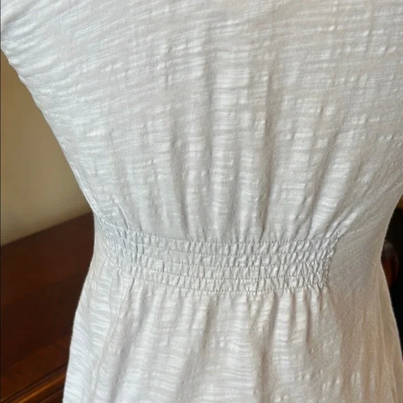 Gray Embellished Tank Top with Floral Details - Picture 13 of 15